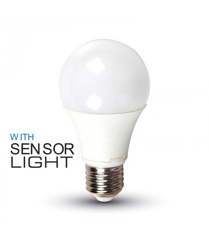 Lampadina a LED E27 A60 9W 4500K° con Sensore crepuscolare in
