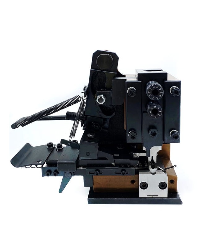 Mechanischer Miniapplikator mit seitlichem Eingang für isolierte und vorisolierte Klemmen