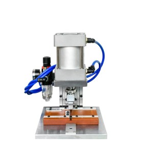 Semi-automatic machine for crimping IDC connectors onto flat cables