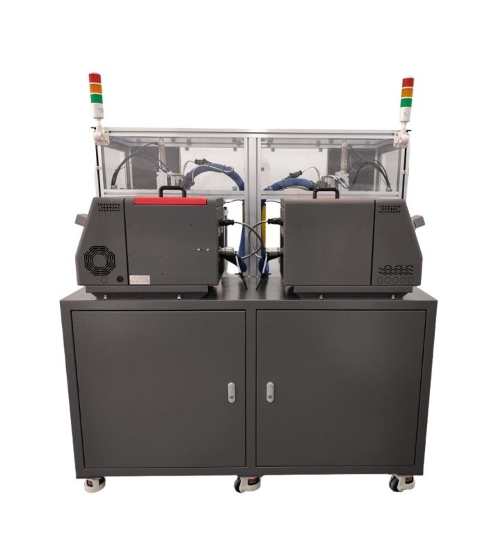 Presse de surmoulage basse pression à double station verticale ou horizontale (3L x2 ou 7L x2)