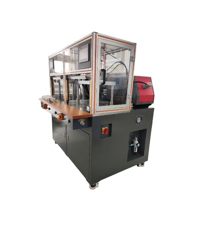Low-pressure overmoulding press with dual vertical or horizontal station (3L x2 or 7L x2)